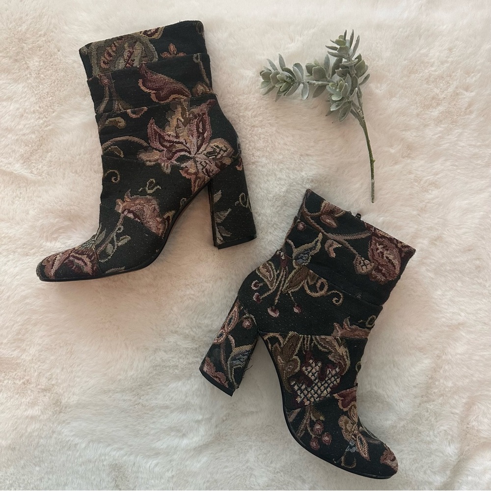 Poetic Licence | EUC - Patchwork Places - Booties - Size 7.5 - 3.5” Block heel - Picture 2 of 12